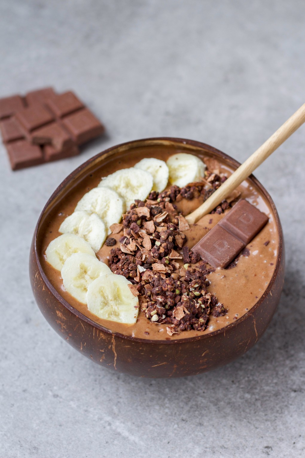 salted-chocolate-smoothie-bowl-vegan-personal-foodcoaching