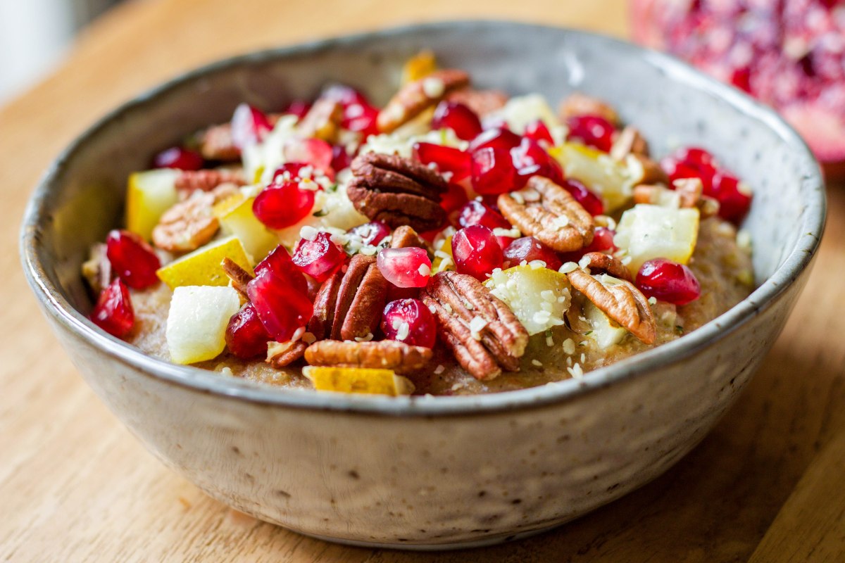 boekweitpap-met-chai-en-peer