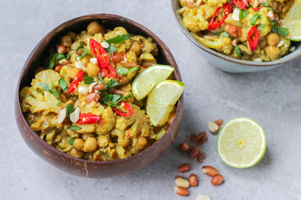 pinda-curry-bloemkool-kikkererwten-vega-vegan-personal-foodcoaching