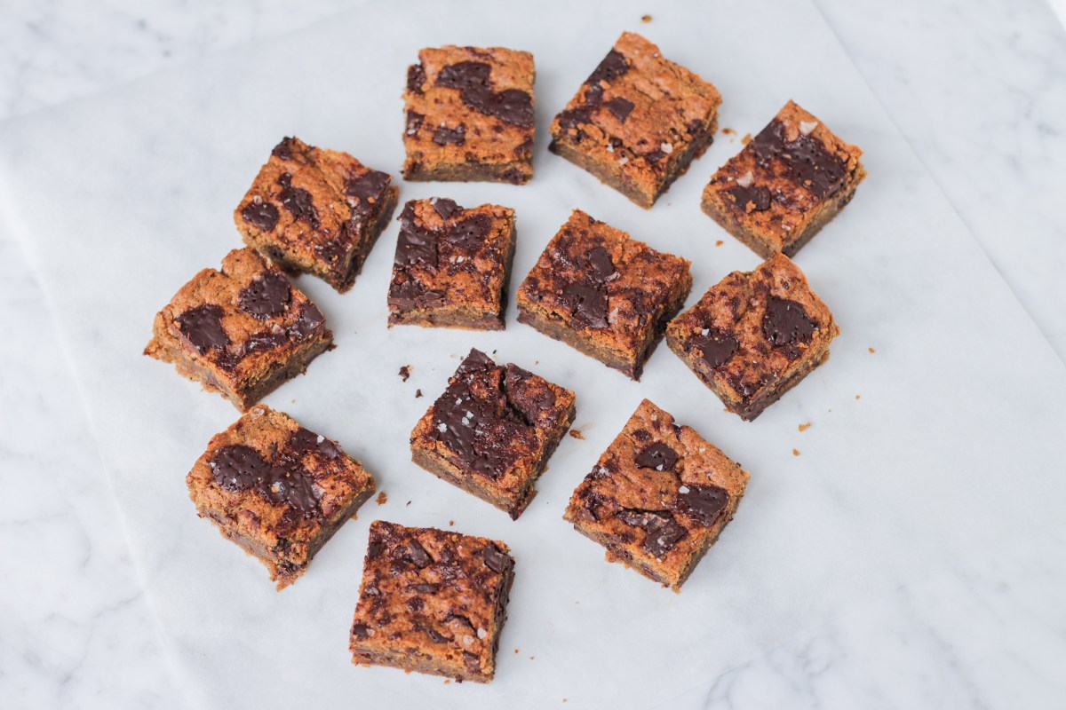 vegan-blondie-bites